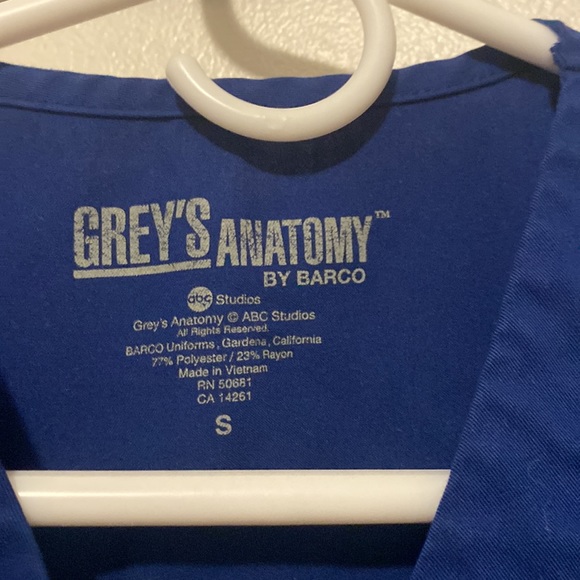 Grey's Anatomy Scrub set!!!!!! - Picture 11 of 12